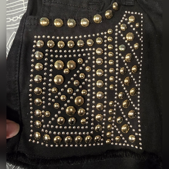 7 For All Mankind Black And Gold Raw Hem Denim Shorts Size 25 - Picture 7 of 7